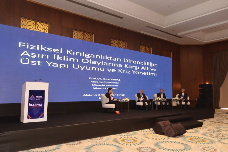İDAK’26 KIRILGANLIKTAN DİRENÇLİLİĞE: İKLİM KRİZİNDE KENTLERİN KURUMSAL… — fotoğraf 7