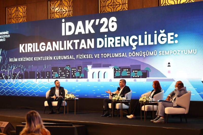 İDAK’26 KIRILGANLIKTAN DİRENÇLİLİĞE: İKLİM KRİZİNDE KENTLERİN KURUMSAL, FİZİKSEL VE TOPLUMSAL DÖNÜŞÜMÜ SEMPOZY…